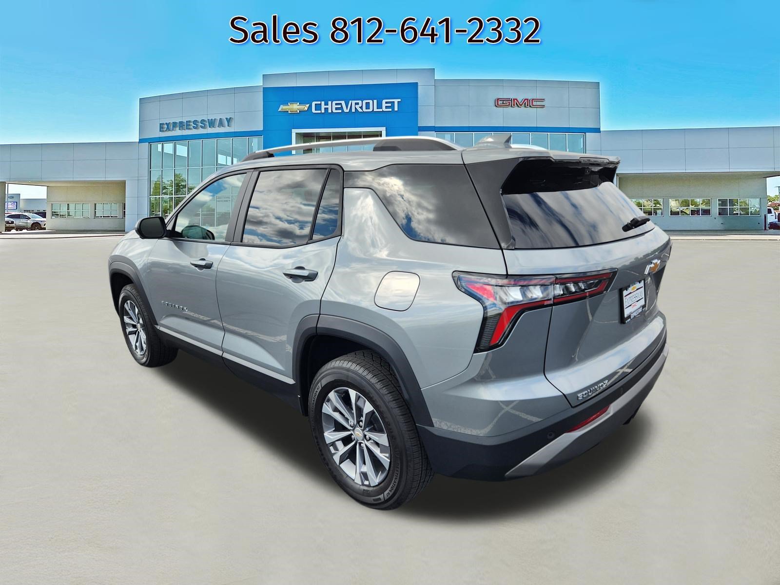Used 2026 Chevrolet Equinox LT w/ Convenience Package II FWD image 5