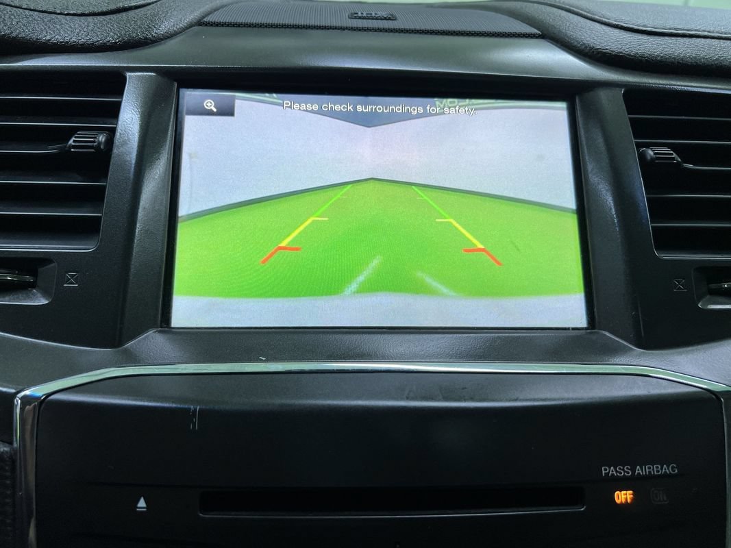 Used 2015 Lincoln MKS w/ Equipment Group 101A FWD image 22