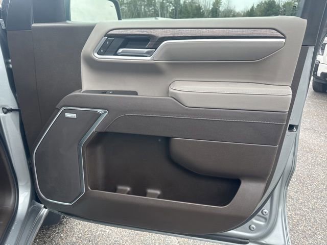 Used 2025 Chevrolet Silverado 1500 LTZ image 41