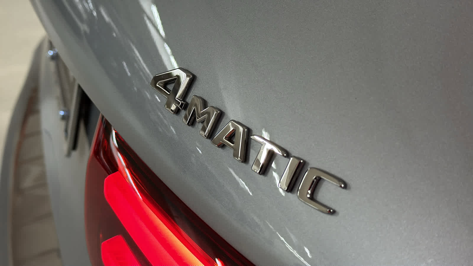 New 2026 Mercedes-Benz GLB 250 4MATIC image 10