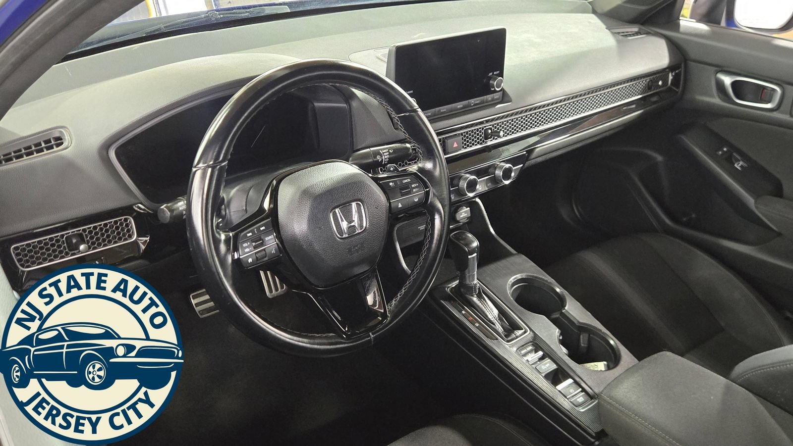Used 2023 Honda Civic Sport image 10