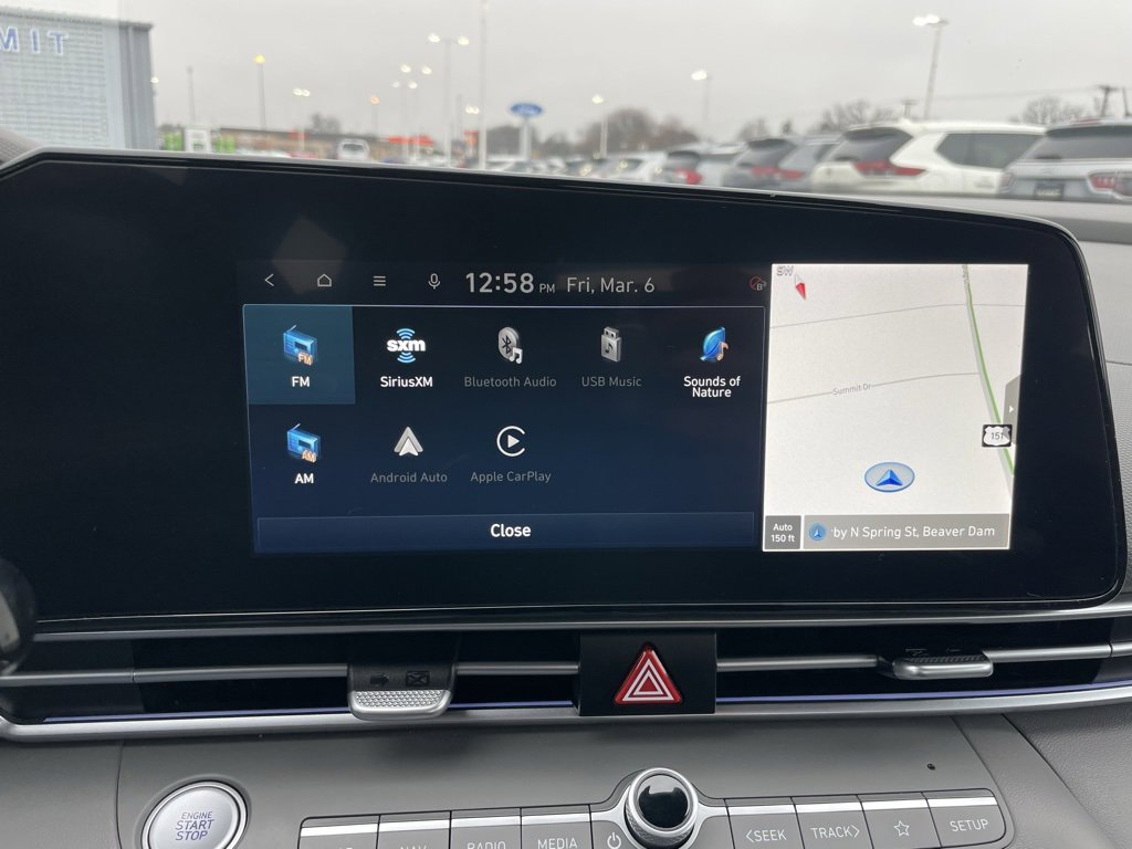 Used 2025 Hyundai Elantra SEL image 17