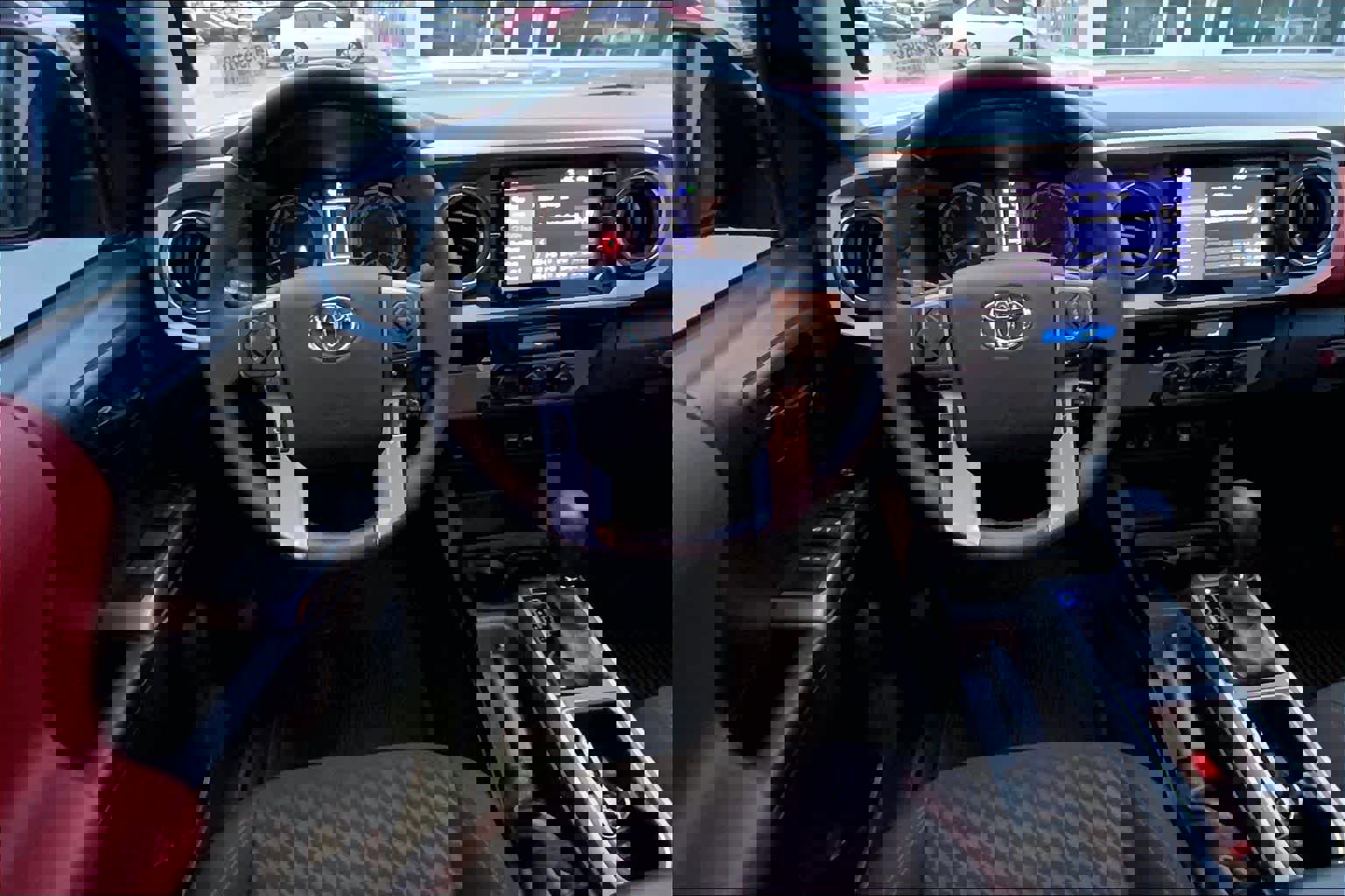 Used 2023 Toyota Tacoma SR5 w/ Technology Package image 6