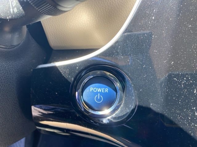 Used 2016 Toyota Prius Four image 26