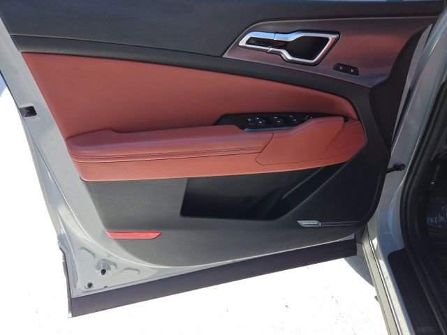 Used 2024 Kia Sportage SX image 29