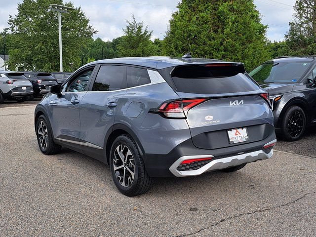 Used 2025 Kia Sportage EX FWD image 8