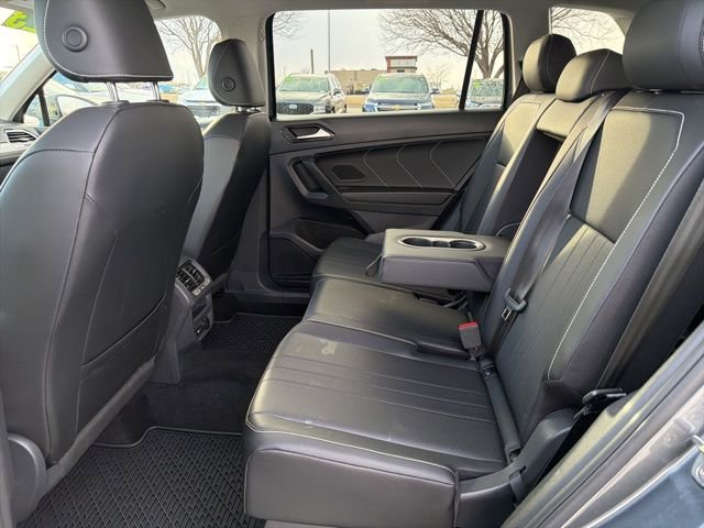 Used 2023 Volkswagen Tiguan SE image 11