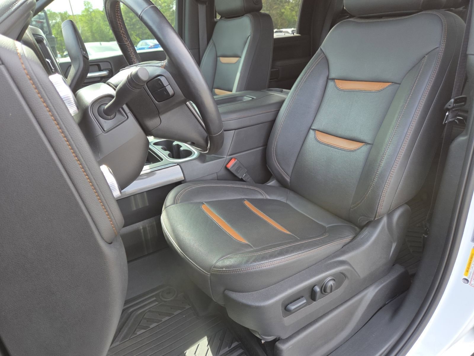 Used 2022 GMC Sierra 2500 AT4 w/ AT4 Preferred Package image 28