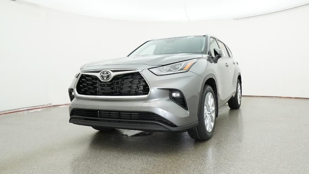New 2026 Toyota Highlander Limited AWD/4WD image 32