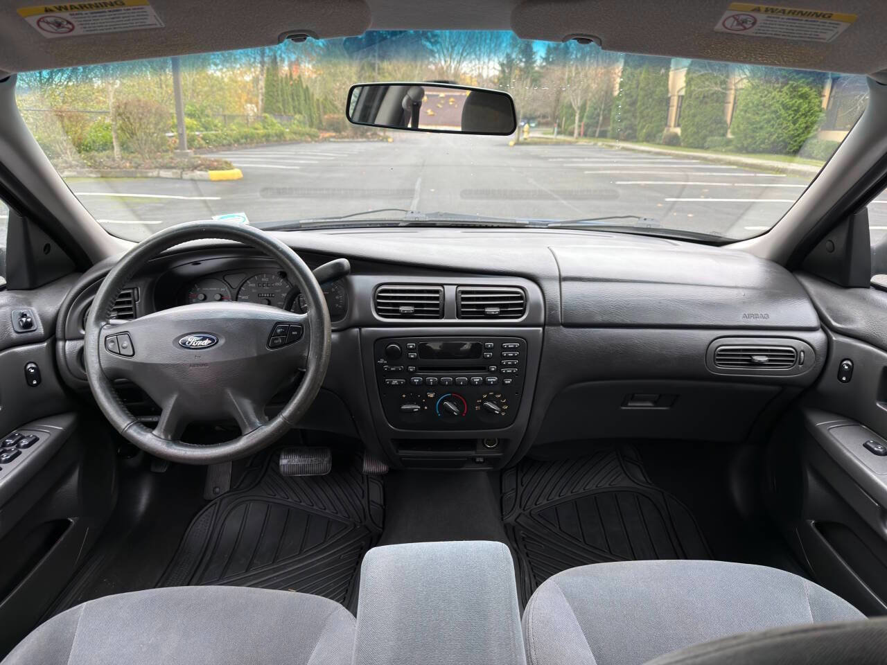 Used 2003 Ford Taurus SE image 12