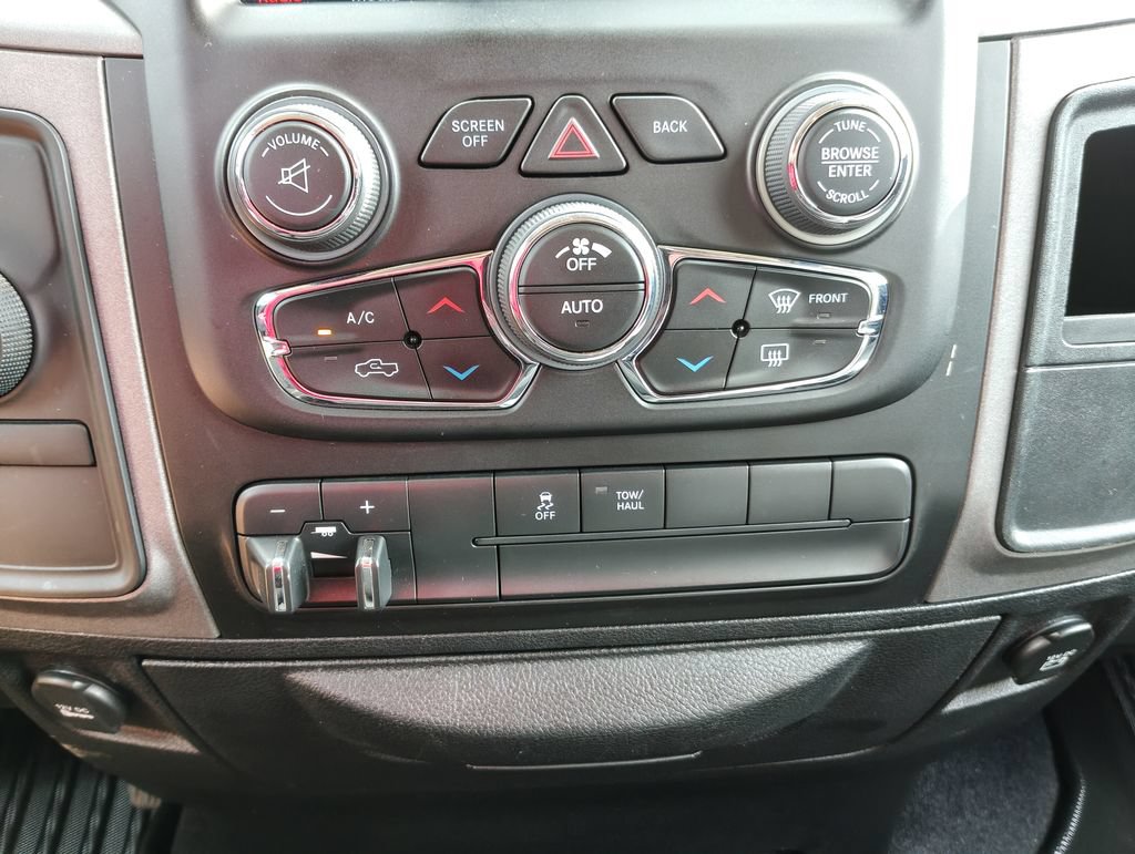 Used 2019 RAM 1500 Express w/ Wheel & Sound Group AWD/4WD image 5