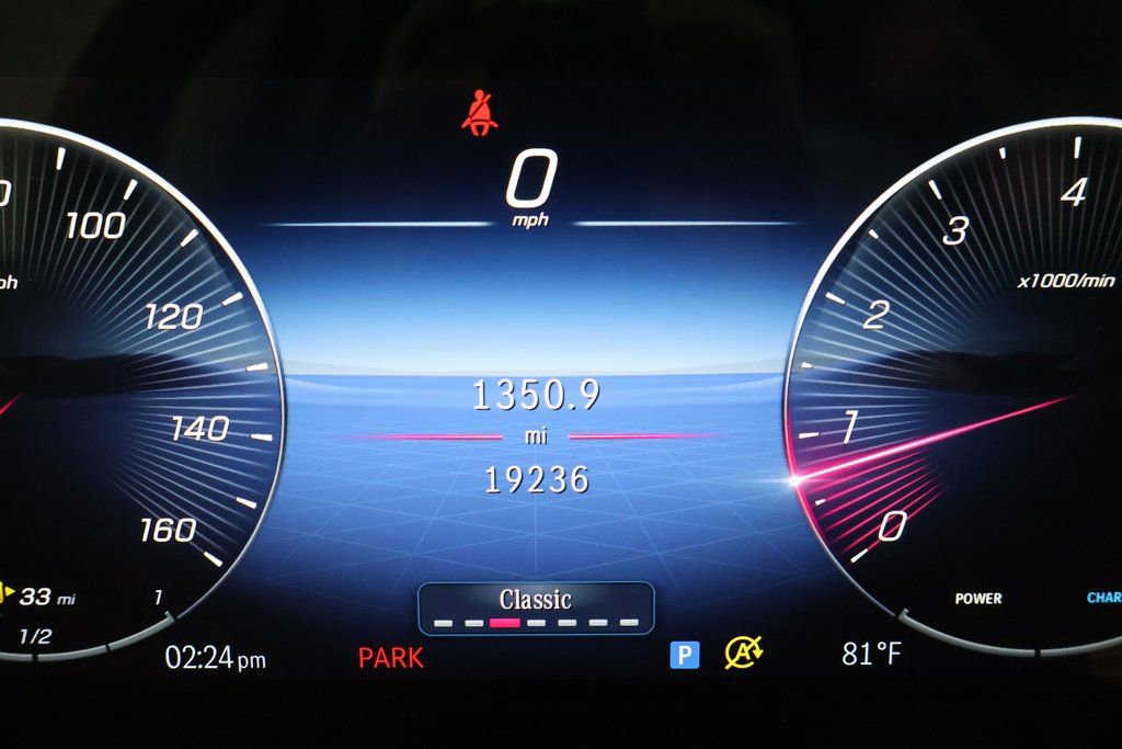 Certified 2024 Mercedes-Benz GLE 450 4MATIC w/ Winter Package image 17