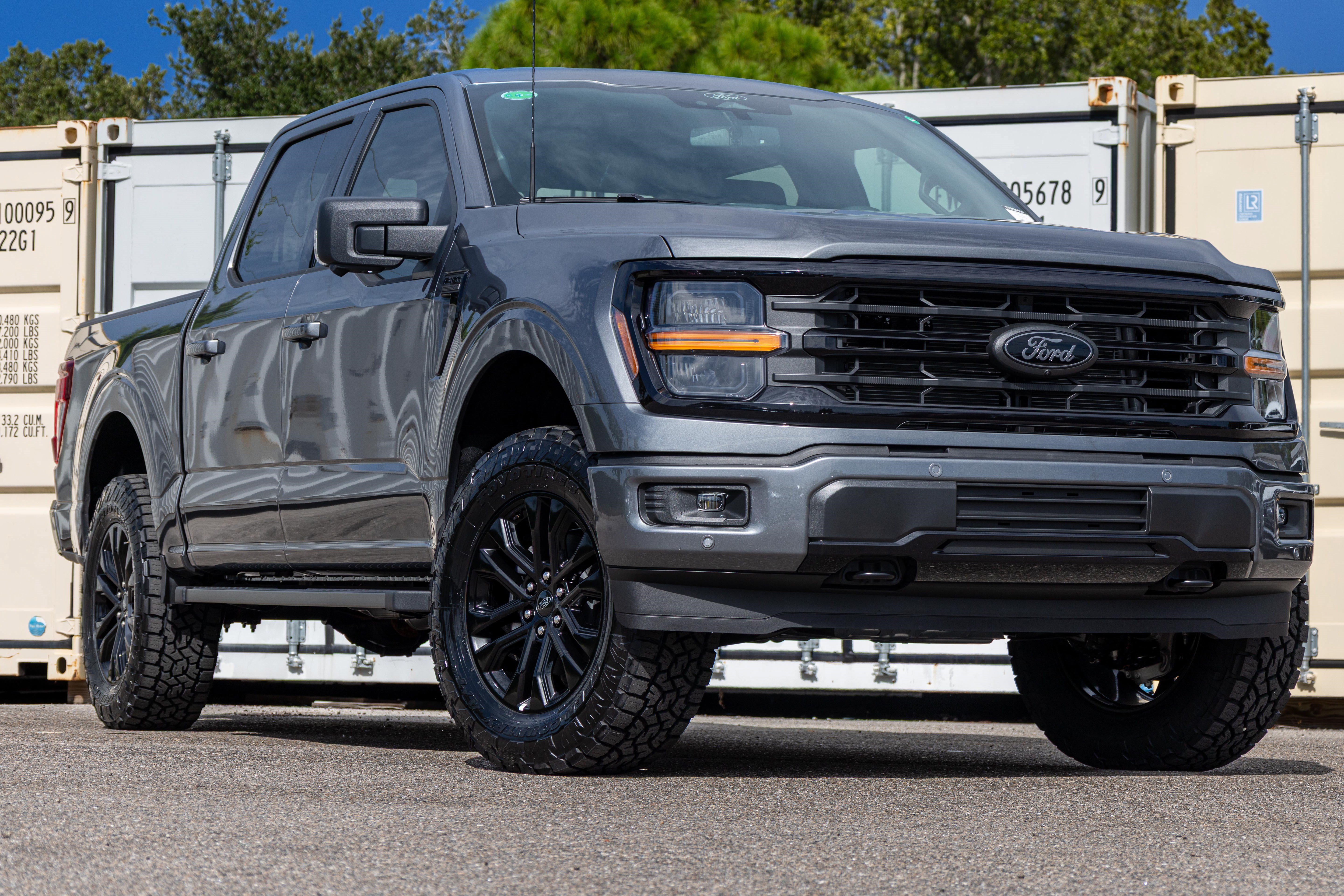 New 2026 Ford F150 XLT w/ Equipment Group 302A MID