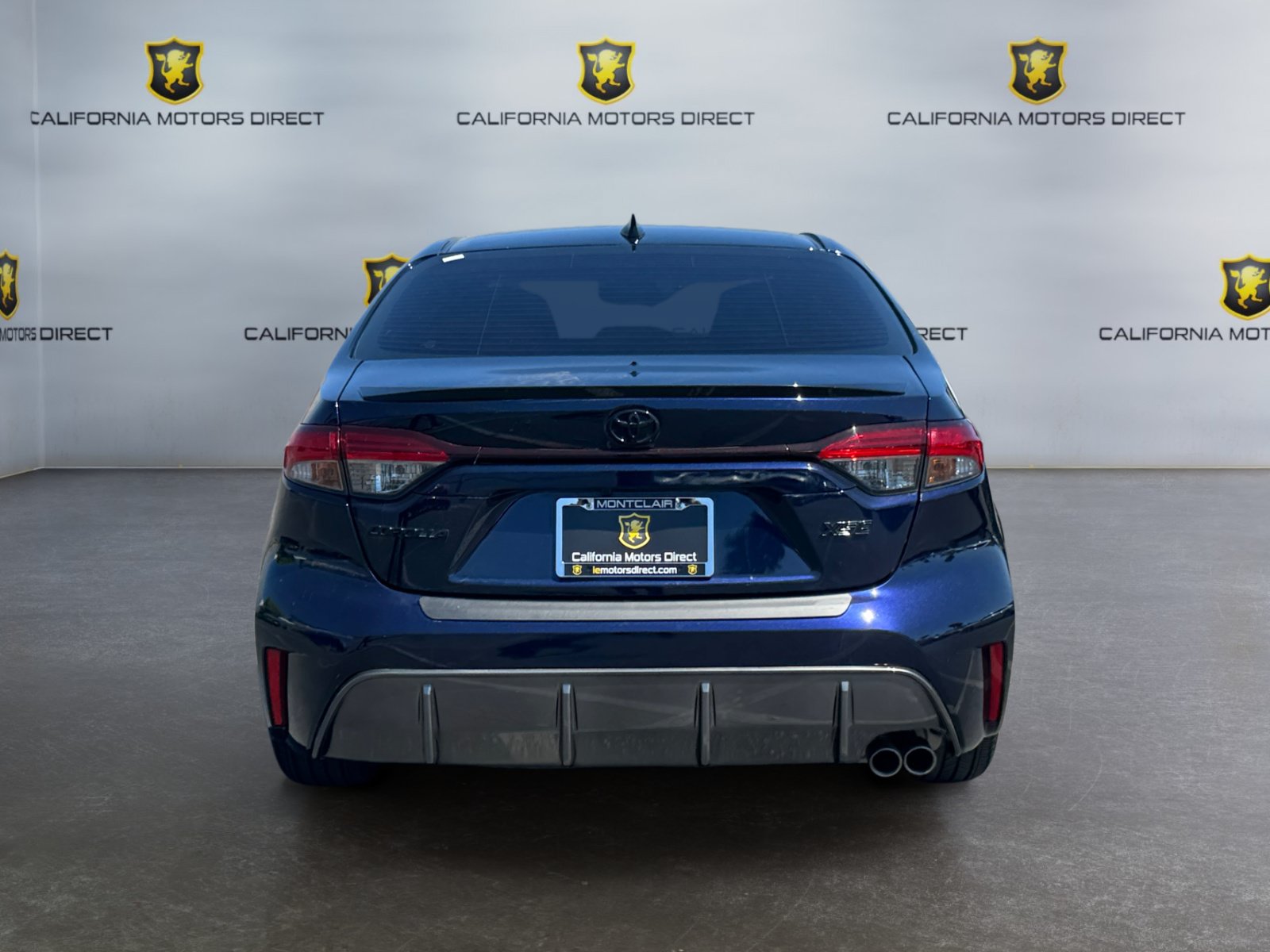 Used 2025 Toyota Corolla XSE FWD image 4