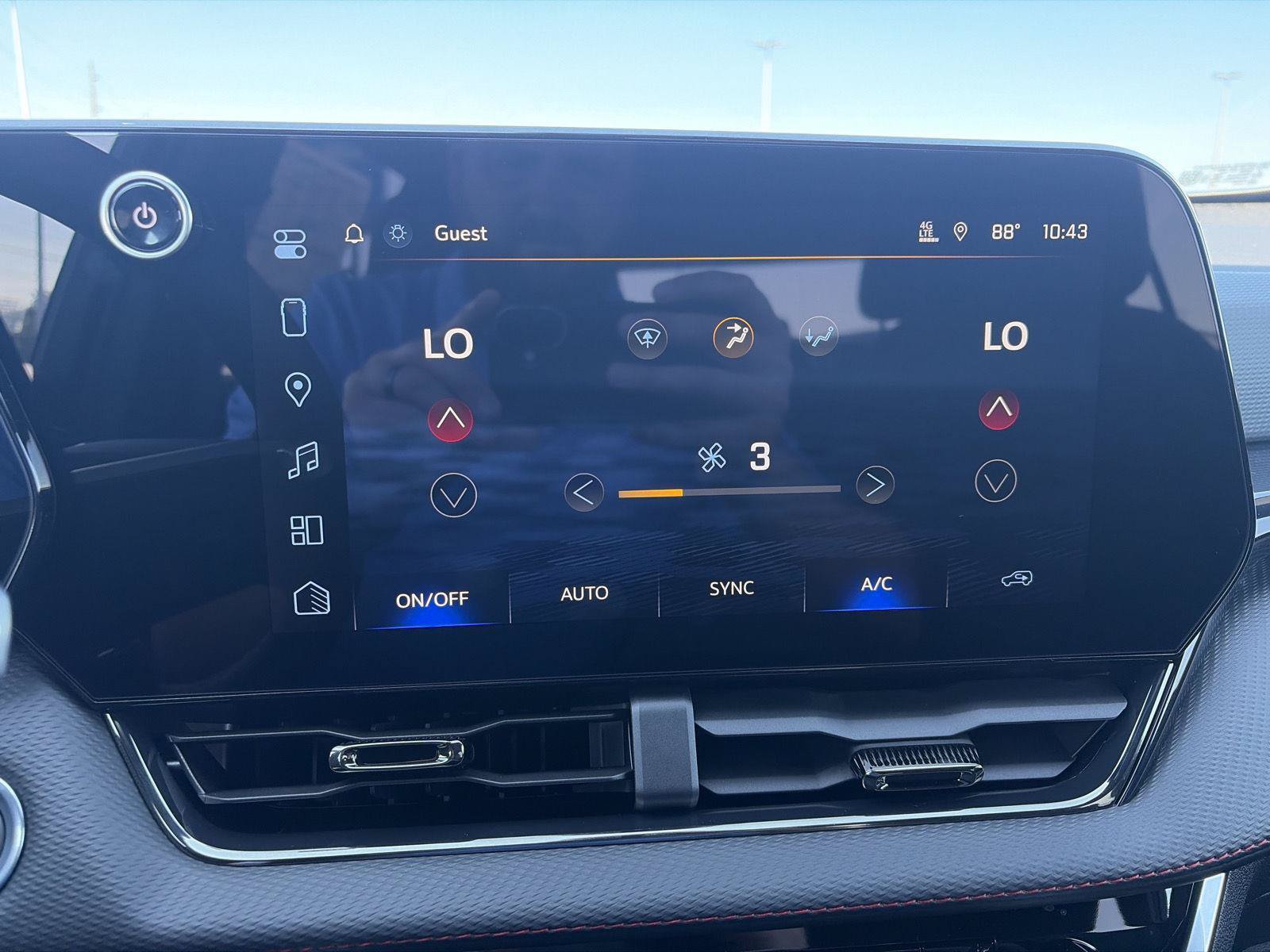 New 2027 Chevrolet Equinox RS w/ Safety and Technology Package AWD/4WD image 32