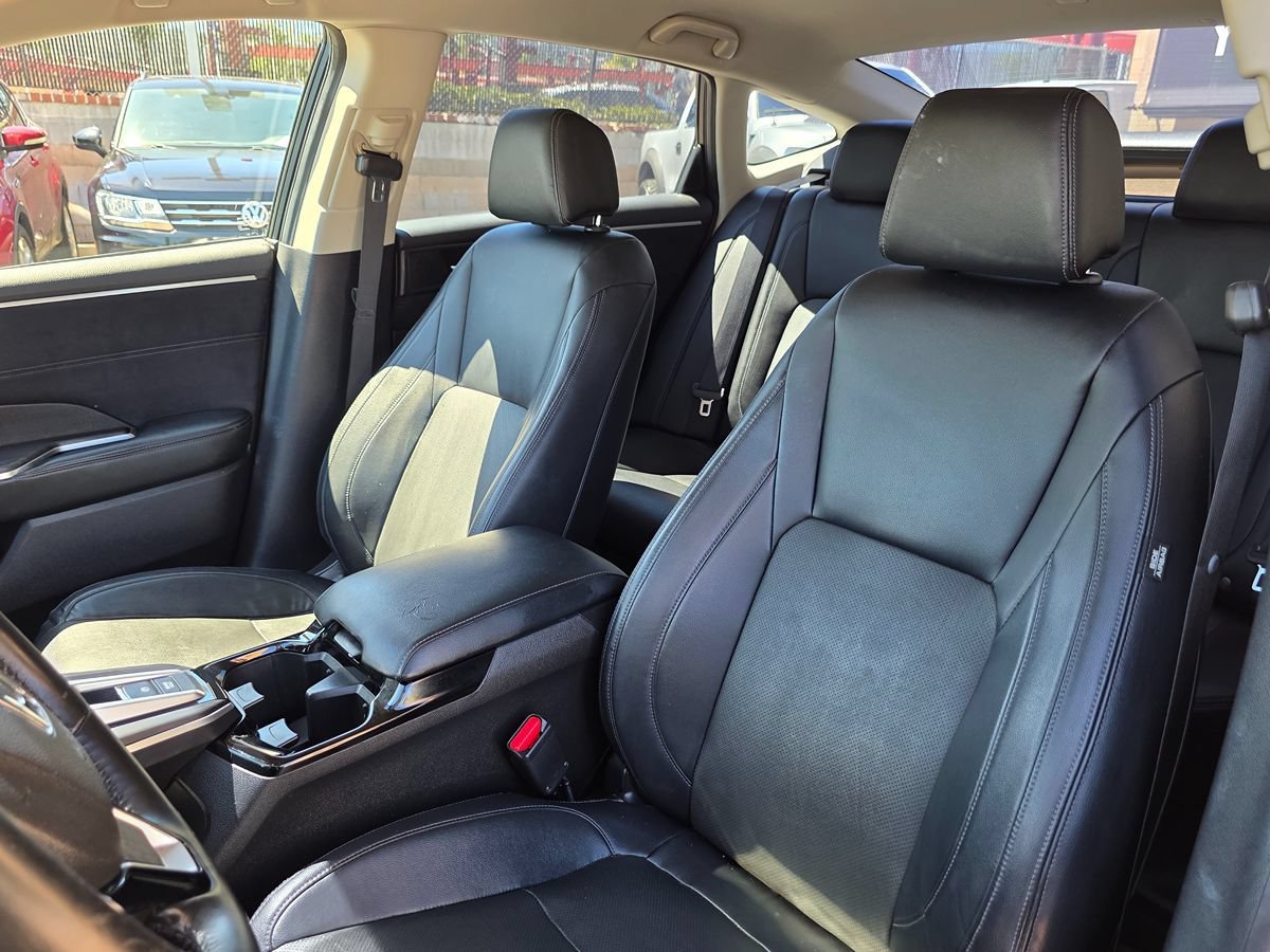 Used 2018 Honda Clarity Touring image 22