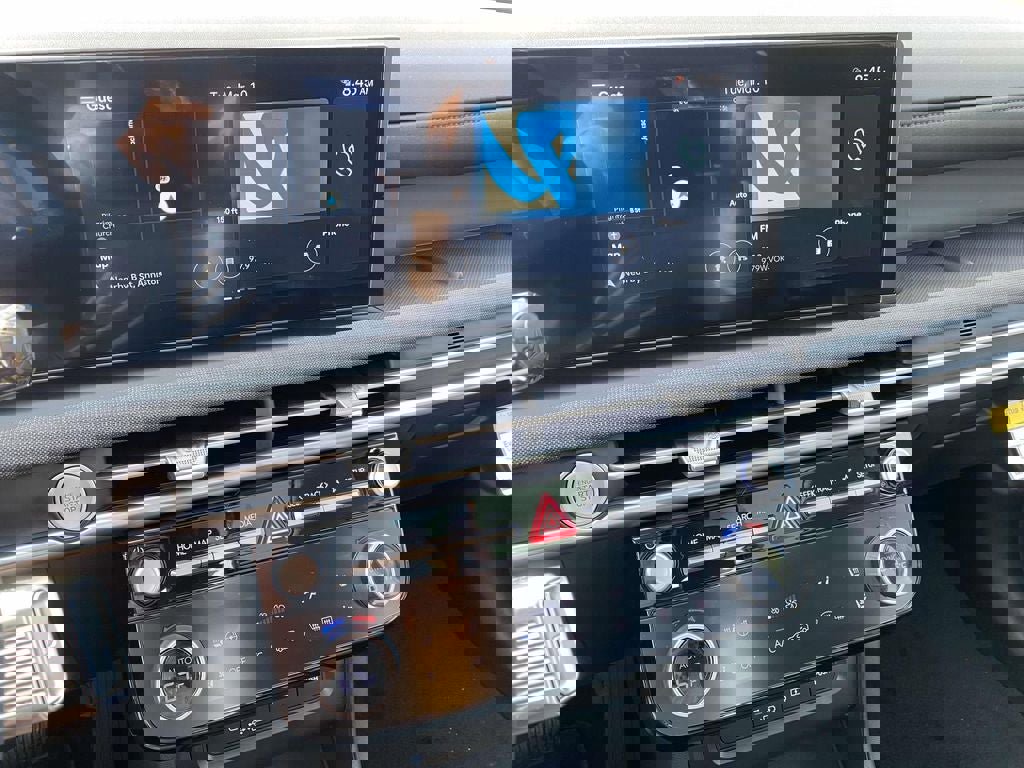 New 2026 Hyundai Tucson Limited image 14