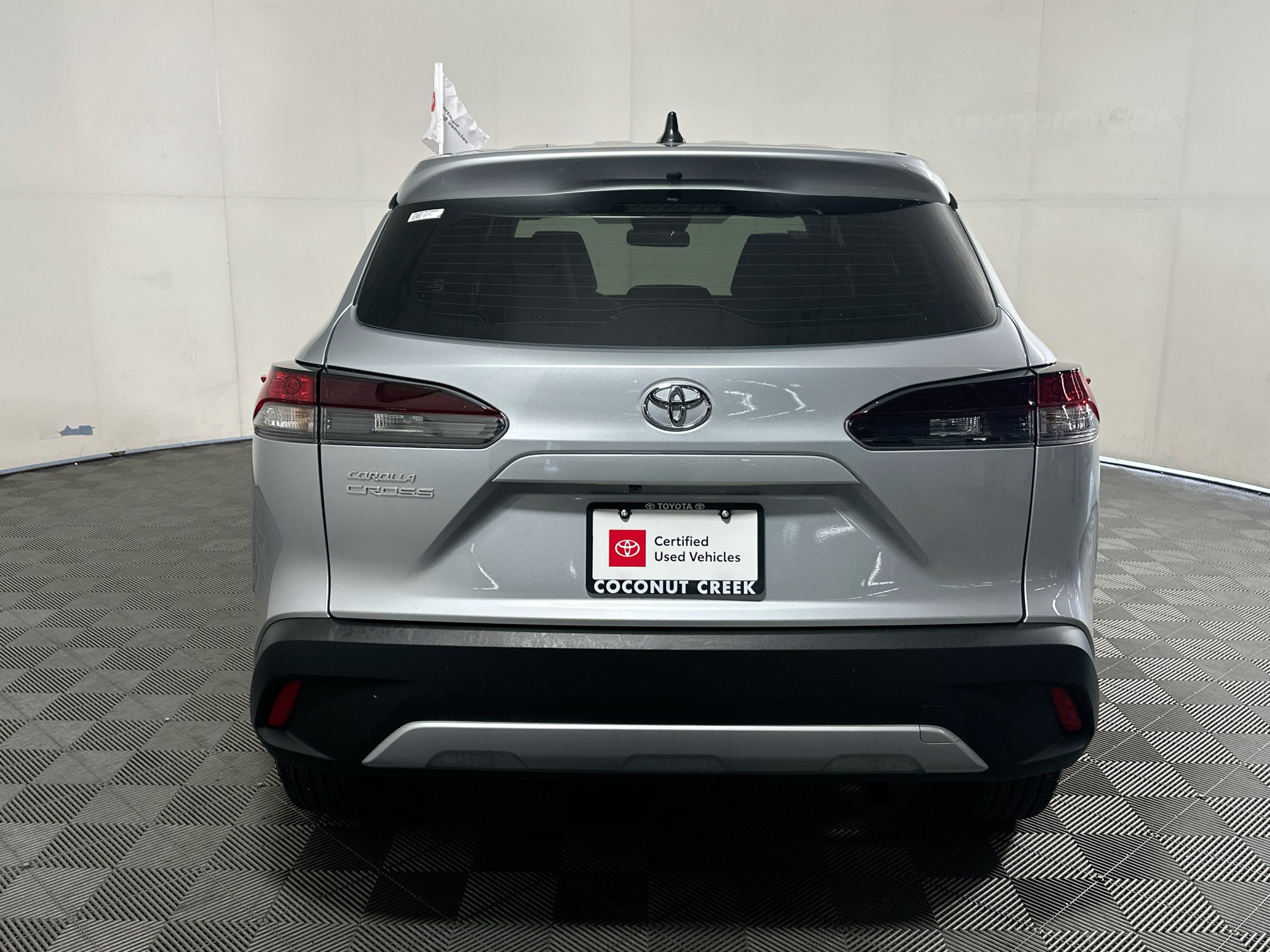 Certified 2026 Toyota Corolla Cross L FWD image 4