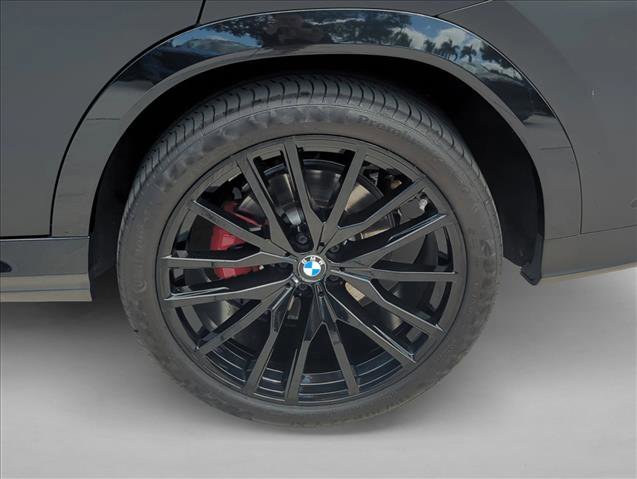 Used 2022 BMW X6 xDrive40i w/ M Sport Package AWD/4WD image 22
