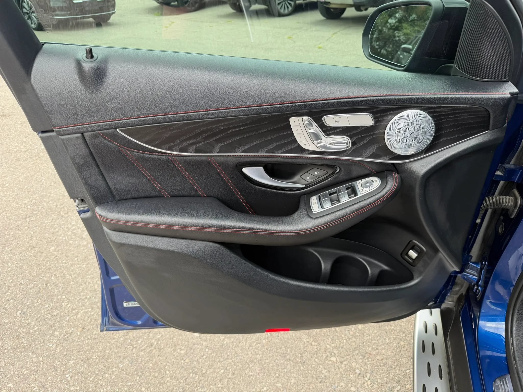 Used 2019 Mercedes-Benz GLC 43 AMG 4MATIC image 33