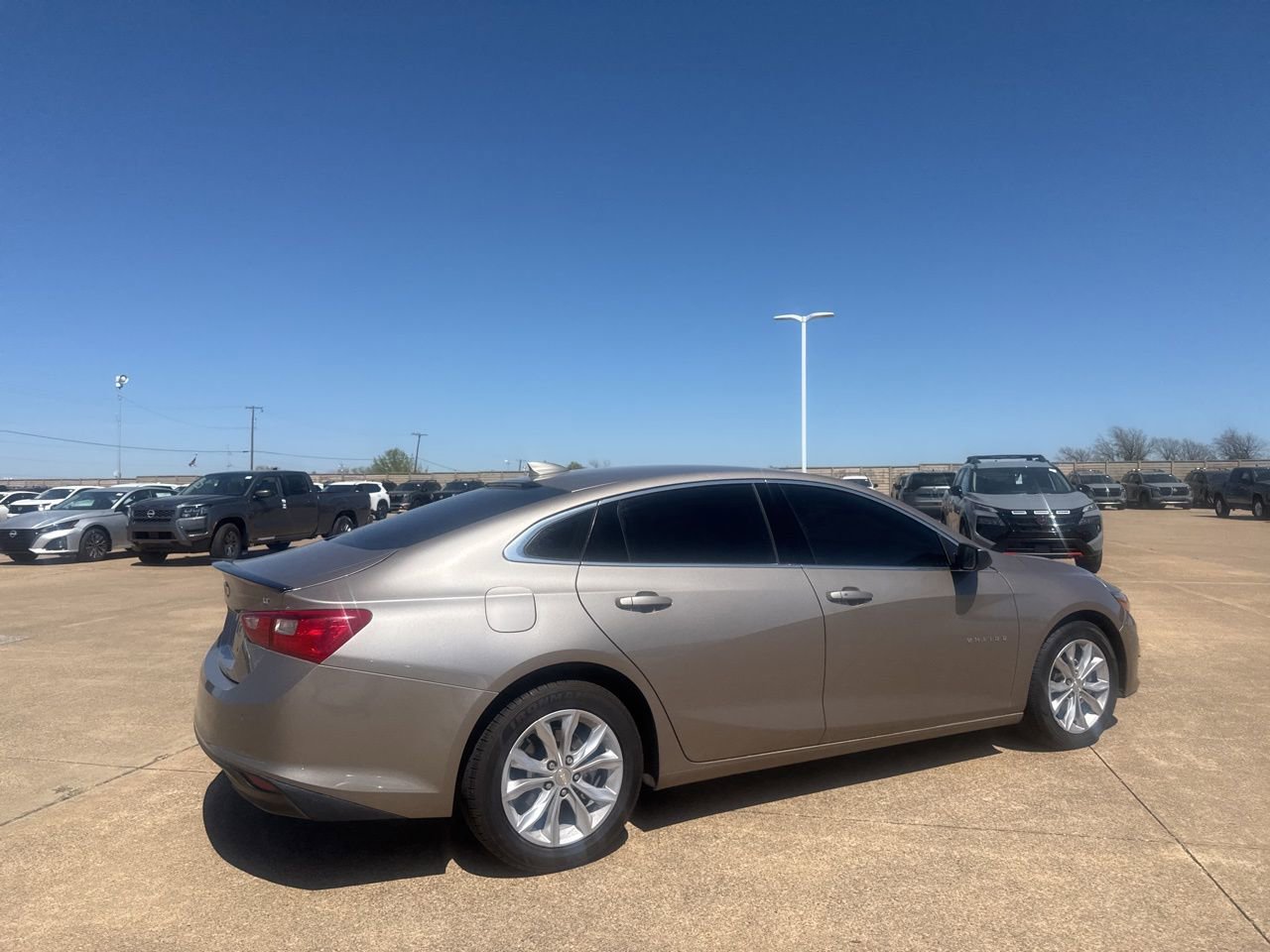 Used 2023 Chevrolet Malibu LT w/ Driver Confidence Package image 22
