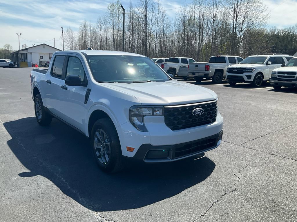 New 2026 Ford Maverick XLT image 3