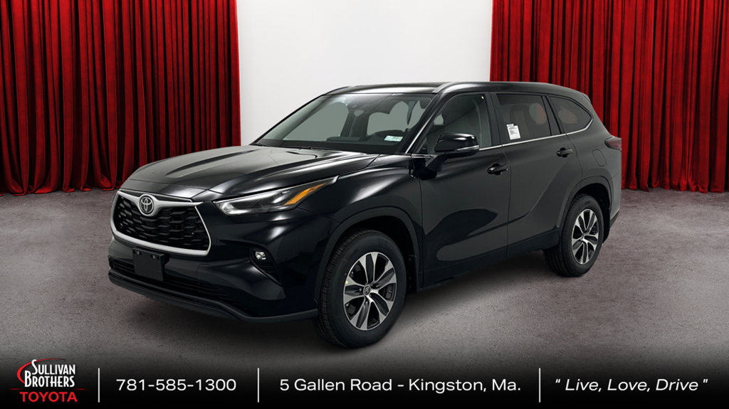 Certified 2024 Toyota Highlander XLE AWD/4WD image 1