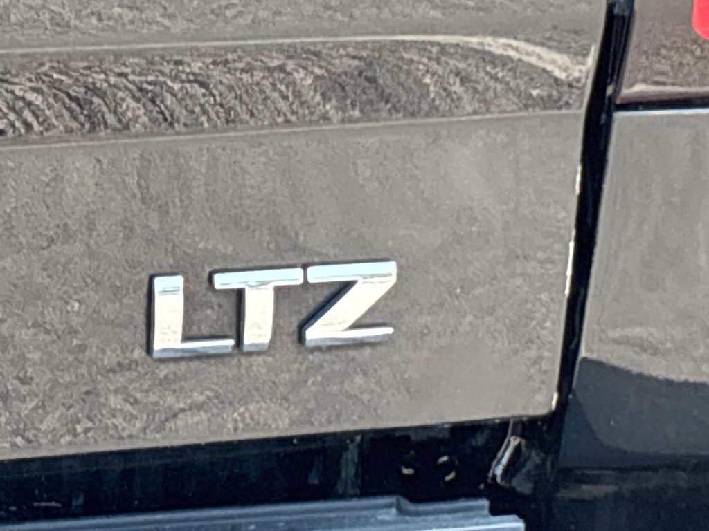 Used 2018 Chevrolet Silverado 3500 LTZ w/ Snow Plow Prep Package AWD/4WD image 21