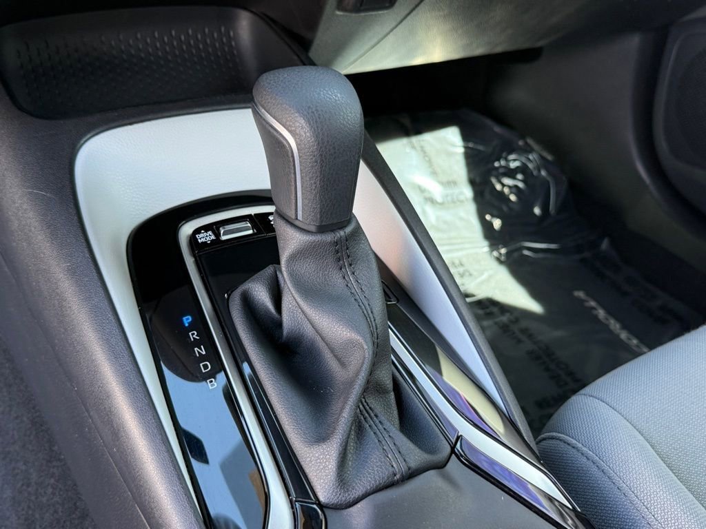 Certified 2025 Toyota Corolla SE image 26