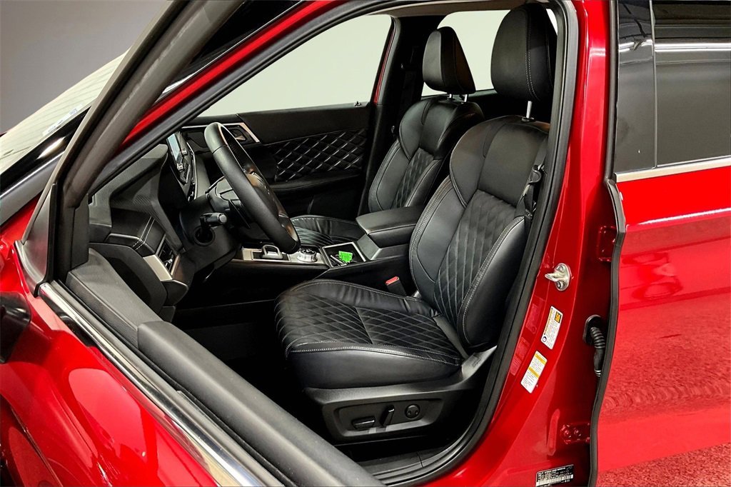 Used 2022 Mitsubishi Outlander SEL image 21