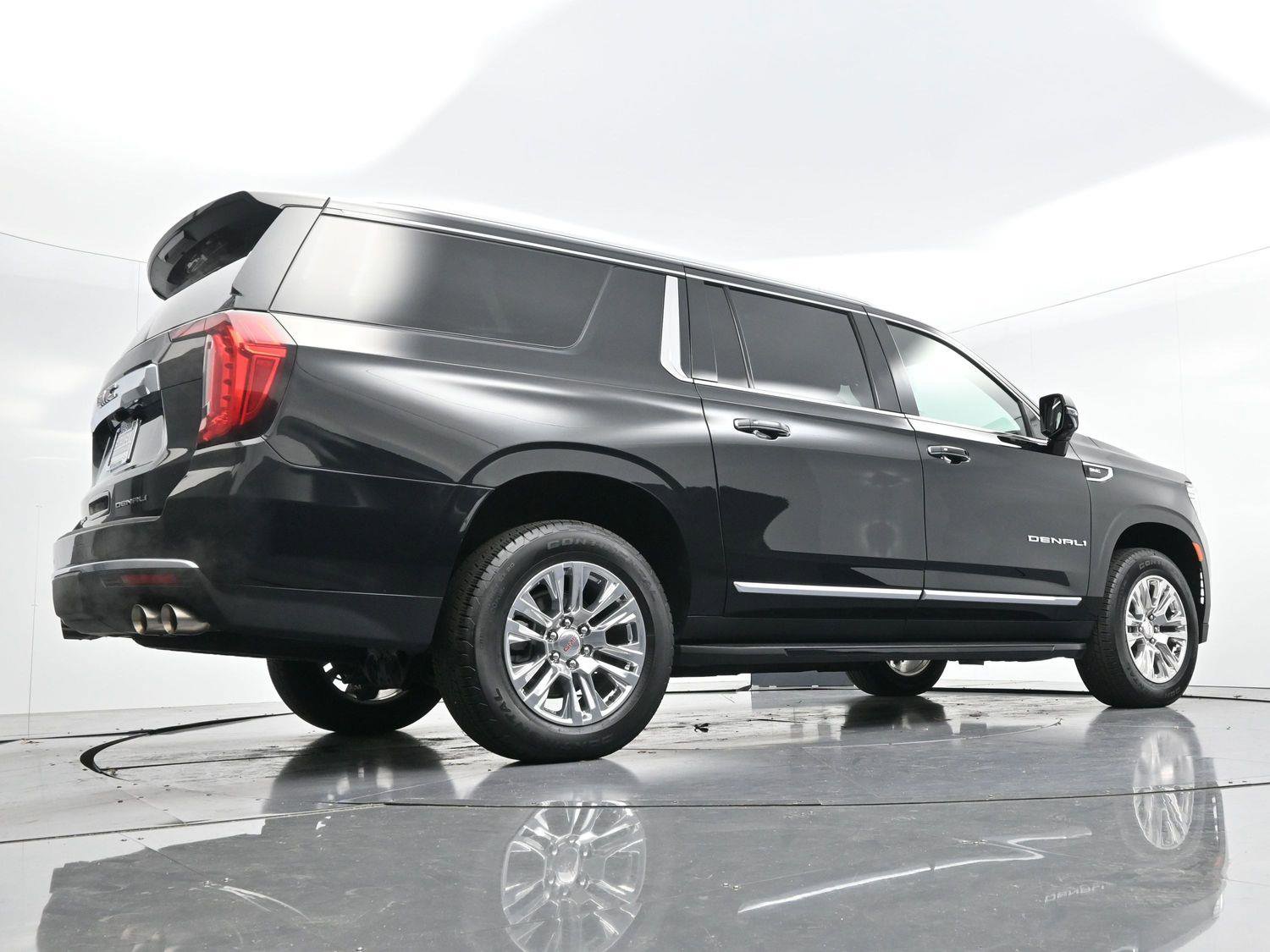 Used 2024 GMC Yukon XL Denali w/ Max Trailering Package image 51