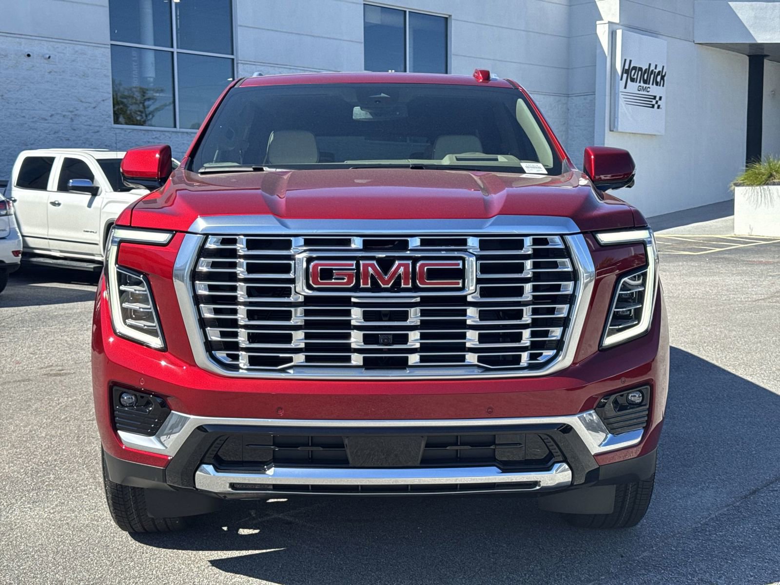 Used 2026 GMC Yukon XL Denali AWD/4WD image 3
