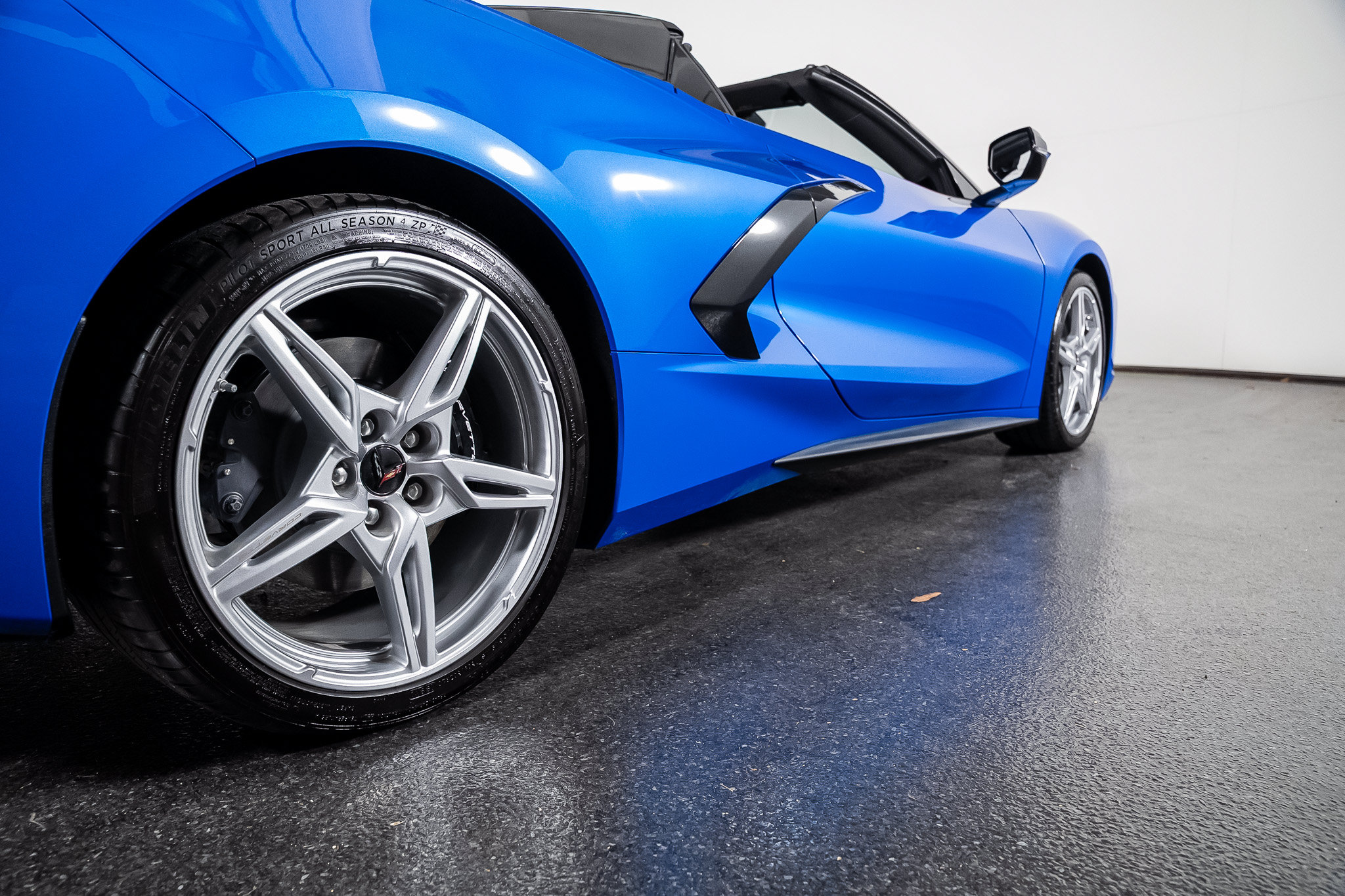 Used 2024 Chevrolet Corvette Stingray Preferred Conv RWD image 32