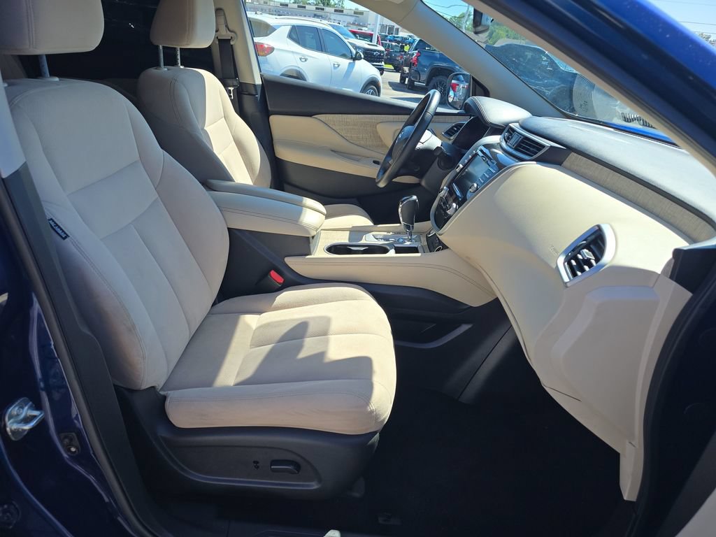 Used 2021 Nissan Murano SV AWD/4WD image 19