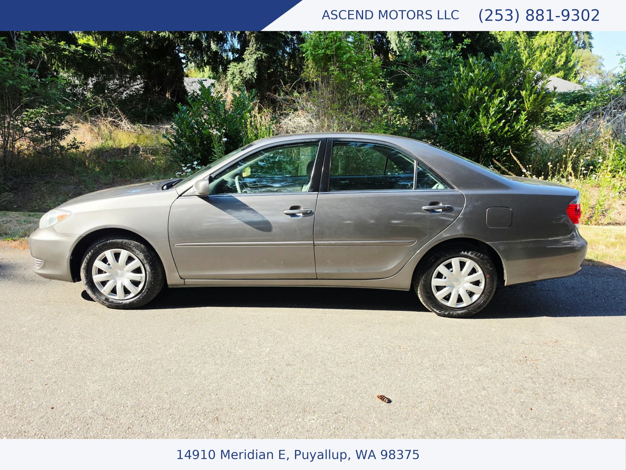 Used 2006 Toyota Camry LE FWD image 2