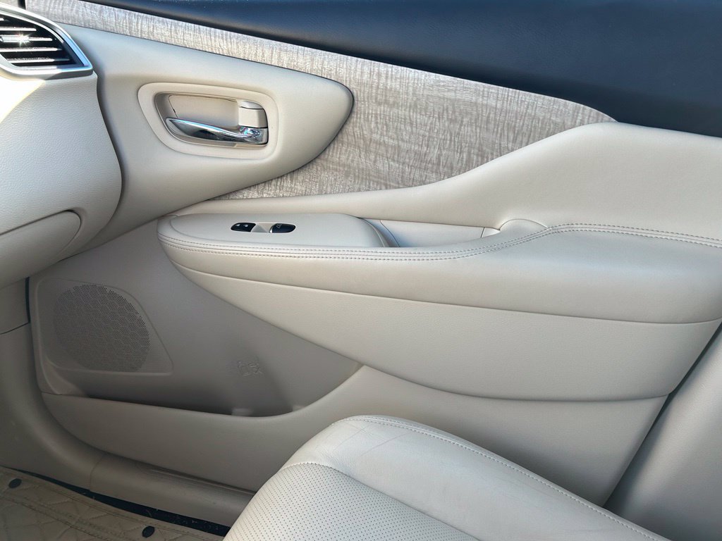 Used 2019 Nissan Murano SL w/ SL Technology Package FWD image 22