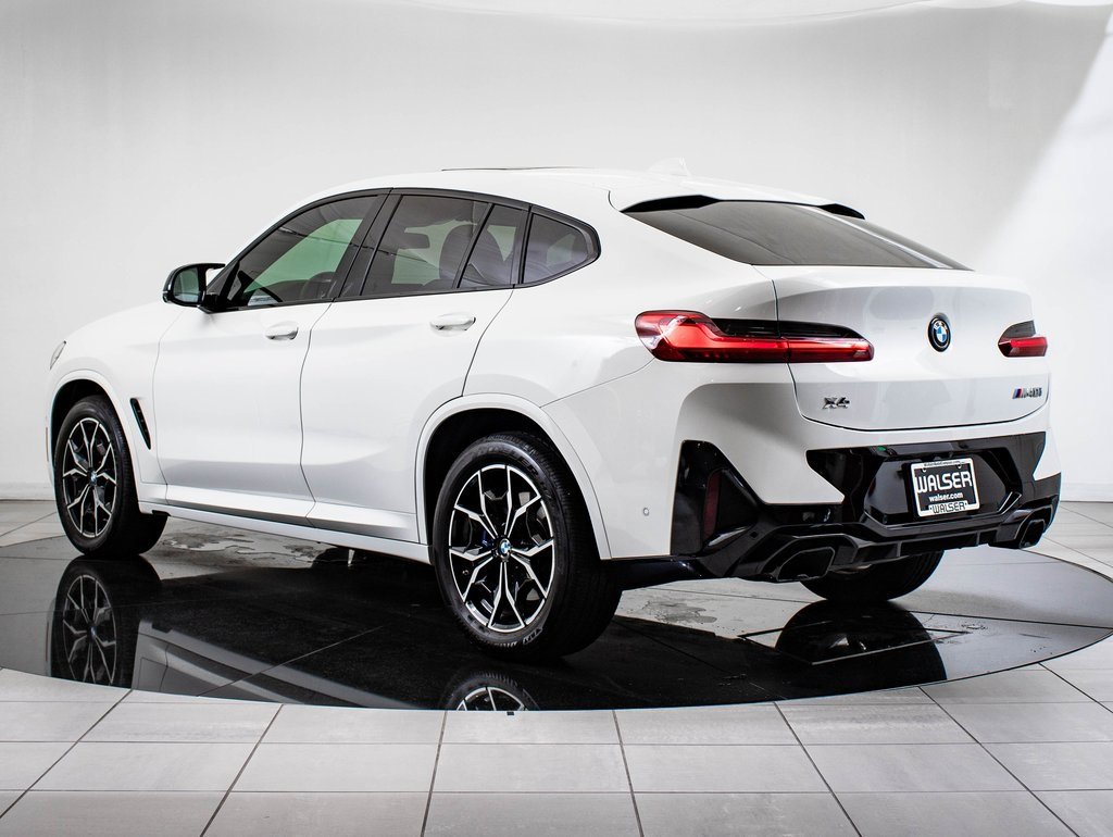 Used 2024 BMW X4 M40i w/ Premium Package image 6