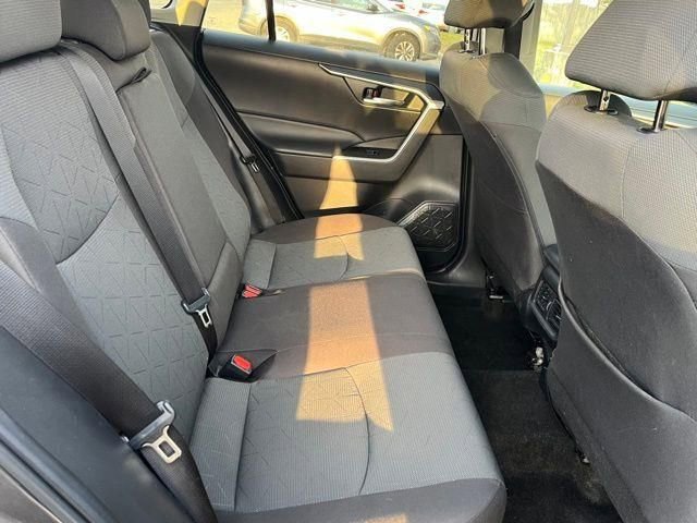 Used 2024 Toyota RAV4 XLE image 24