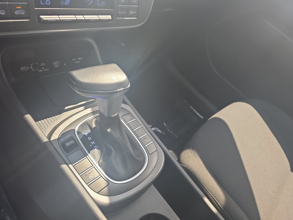 Used 2026 Hyundai Kona SEL Sport FWD image 21