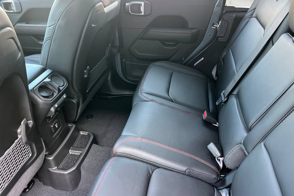 New 2026 Jeep Wrangler Unlimited Rubicon AWD/4WD image 12