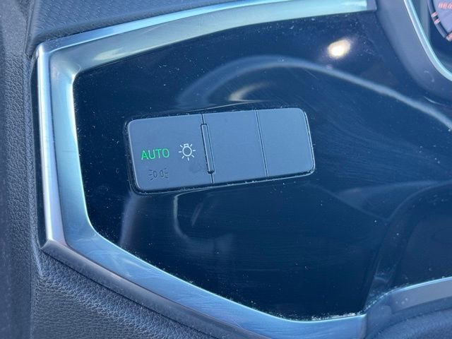 Used 2021 Audi Q3 2.0T Premium w/ Convenience Package image 13