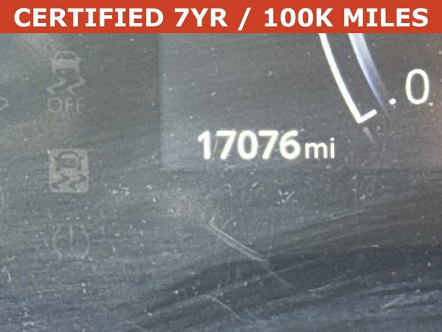 Used 2025 Toyota Grand Highlander AWD image 28