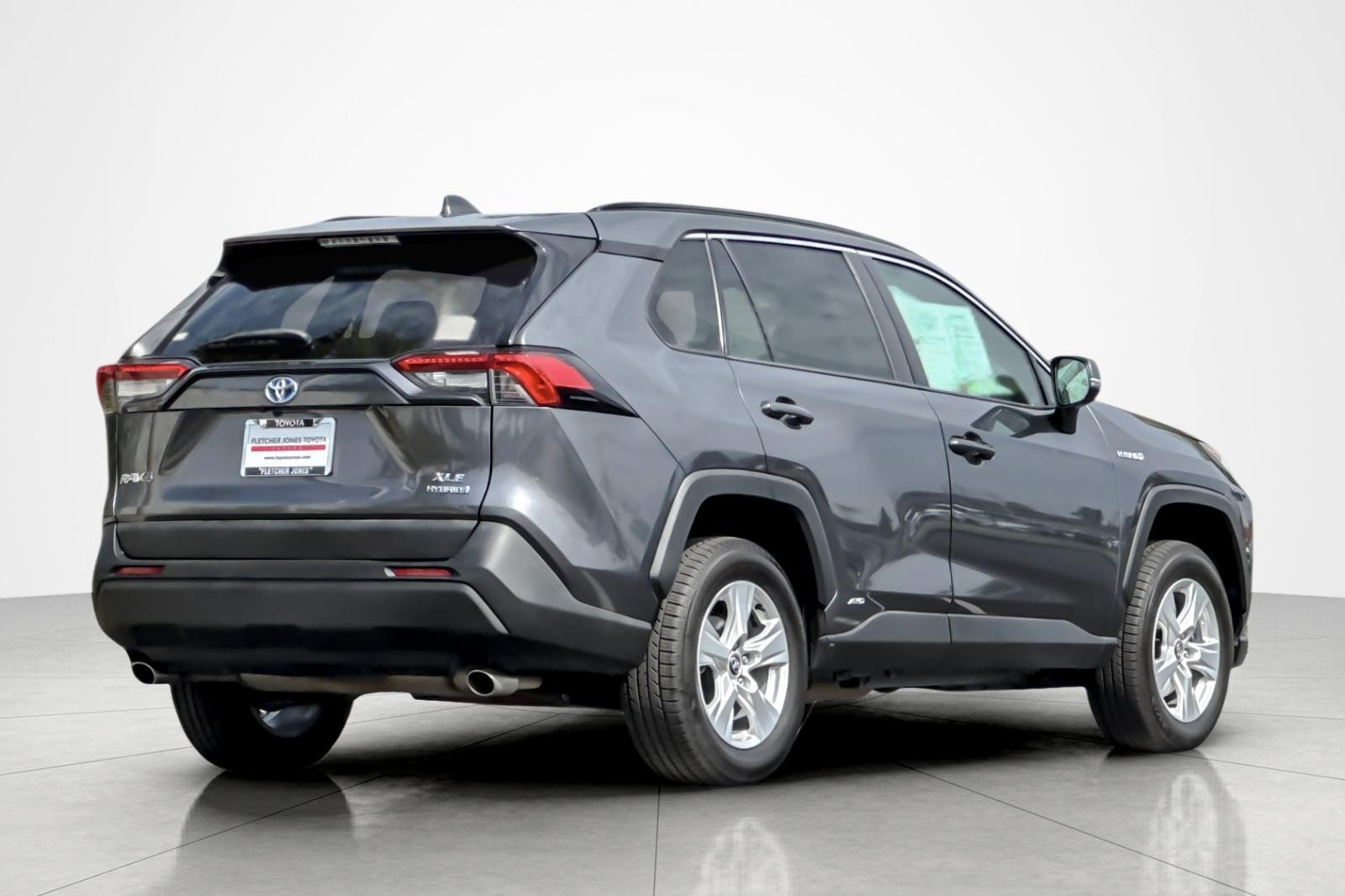 Certified 2021 Toyota RAV4 XLE AWD/4WD image 5