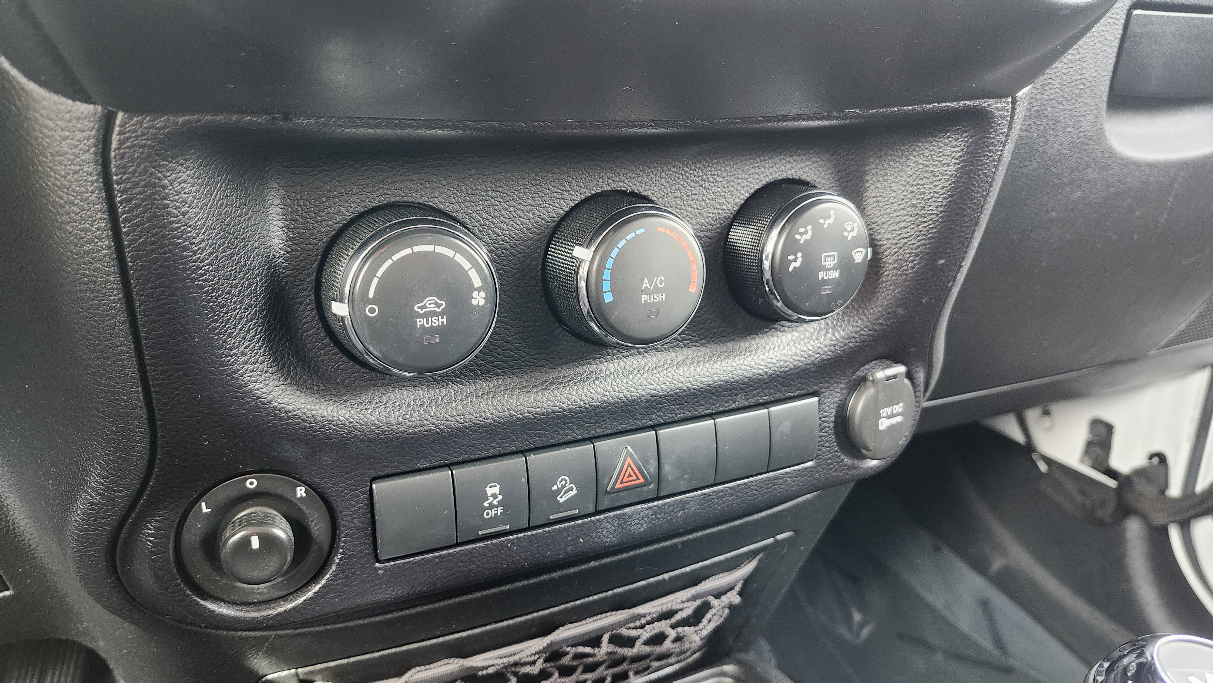 Used 2016 Jeep Wrangler Unlimited Sport w/ Quick Order Package 24S image 29