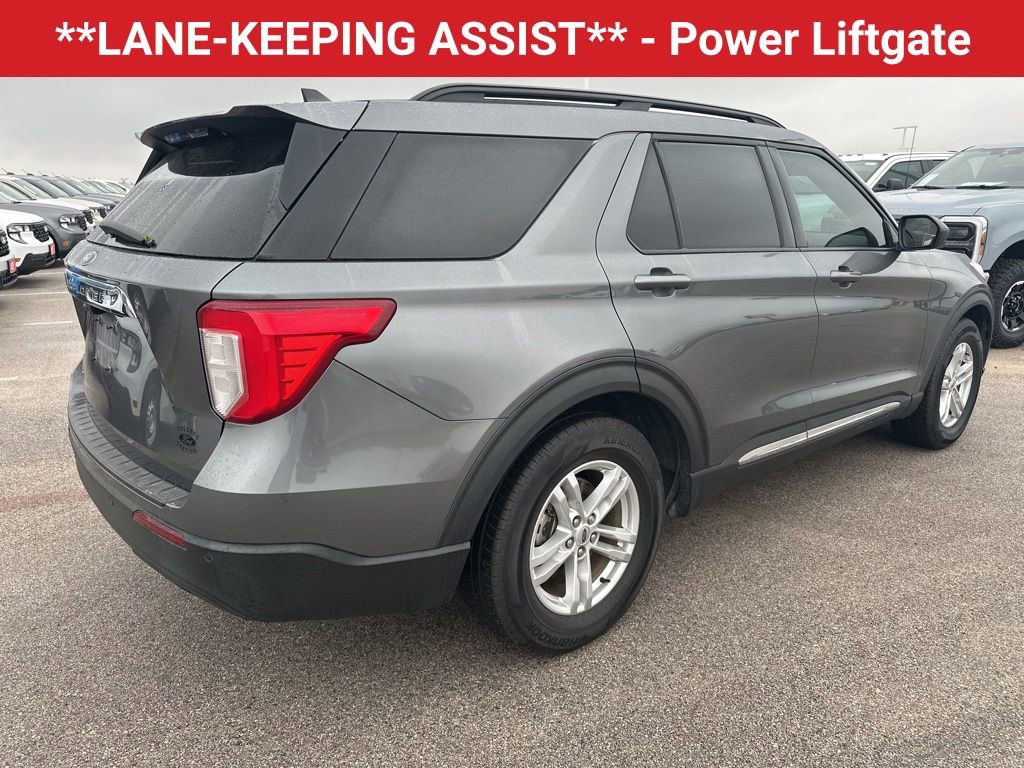 Used 2022 Ford Explorer XLT image 9