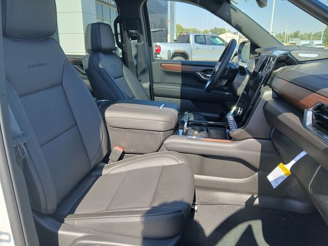 New 2026 GMC Yukon XL Denali w/ Sun & Power Step Package image 18