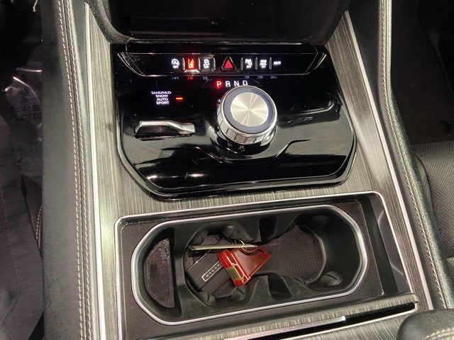 Used 2024 Jeep Wagoneer L Series II w/ Flexible Seating Group image 14