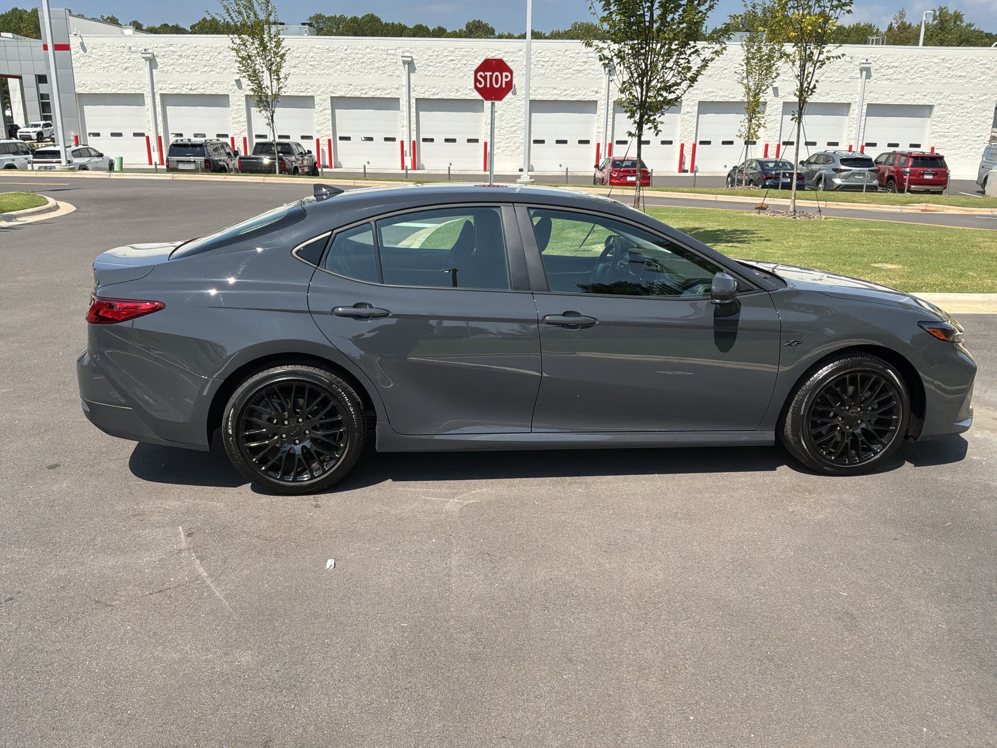 Used 2026 Toyota Camry LE FWD image 11