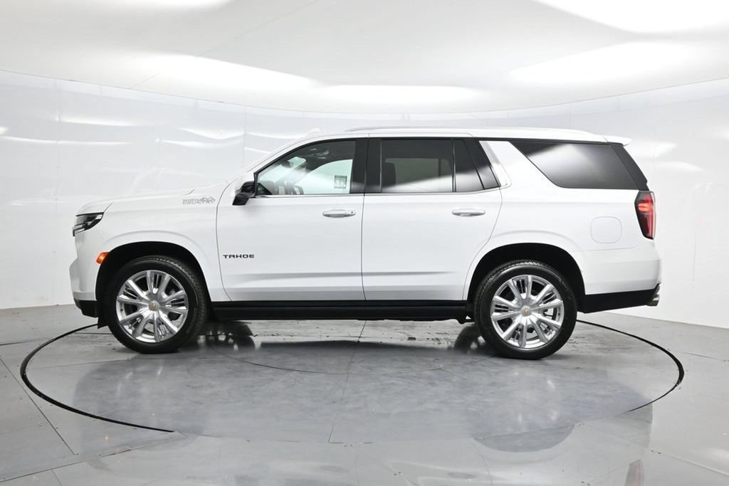 Used 2022 Chevrolet Tahoe High Country w/ Premium Package 2 AWD/4WD image 49