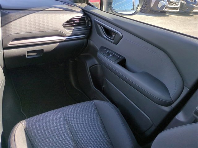 Used 2025 Subaru Forester Premium w/ Convenience Package #2 image 16